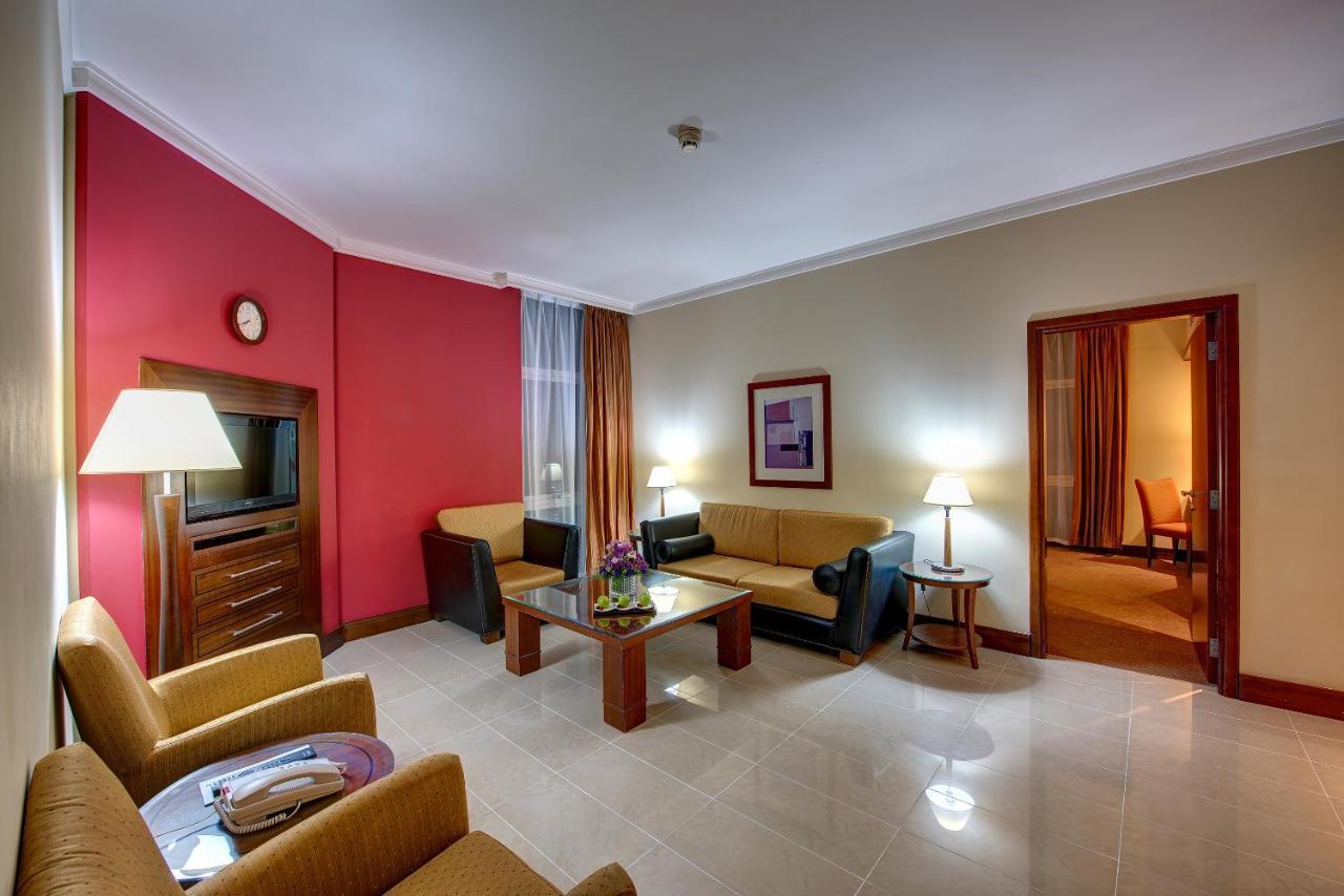 J5 Rimal Hotel Apartments Ντουμπάι Εξωτερικό φωτογραφία